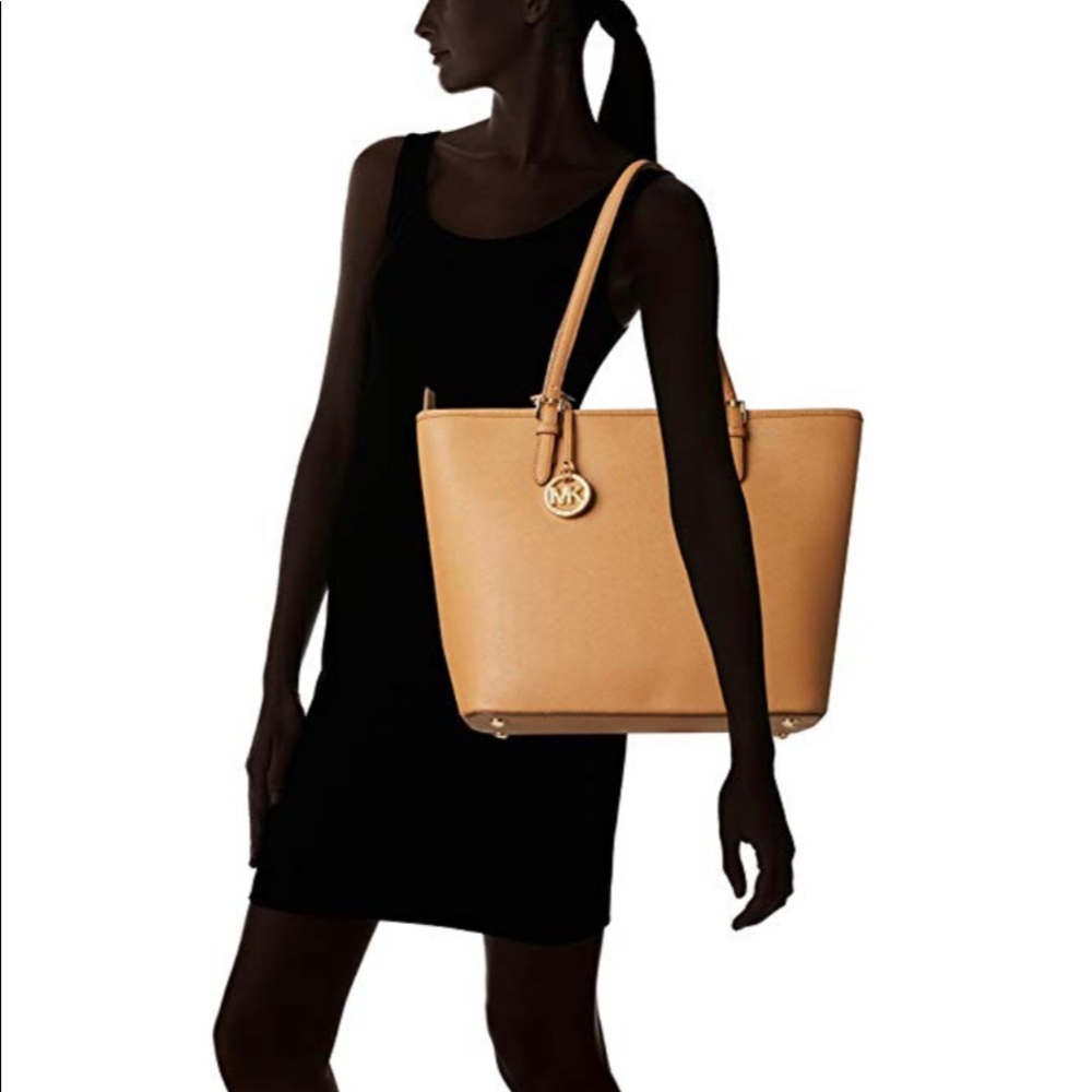 Michael Kors Jet Set Snap Pocket Tote - Acorn - Picture 7 of 8
